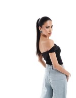 mesh drape sveless top in black