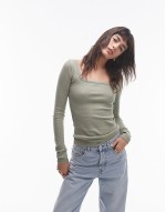 square neck long sve top in khaki