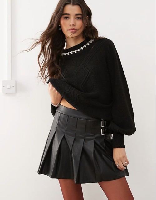 faux leather pleated buckle detail kilt