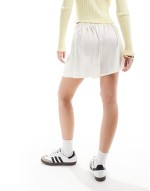 satin boxer short in ivory