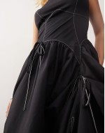 poplin midi dress with hitch bubble skirt in black