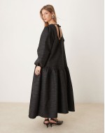 oversized midi dress in black